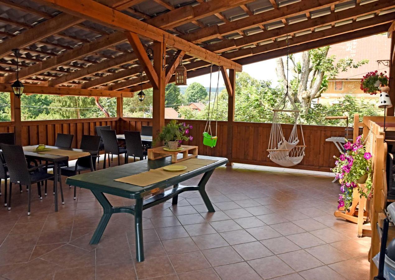 Penzion Tuček Adršpach Exterior foto